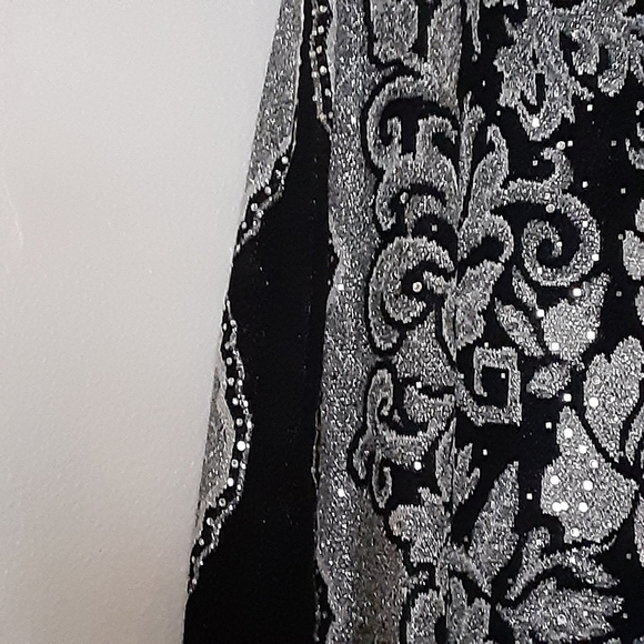 ST JOHN EVENING ONE SHOULDER GOWN, Black/Silver, Size 12 - Picture 8 of 15